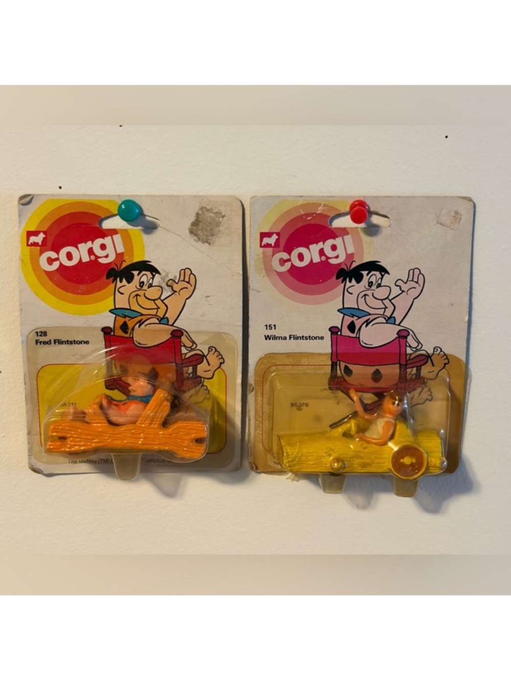Rare 1981 Flintstones Corgi Fred Wilma Cartoon Vintage Car Toy Figures